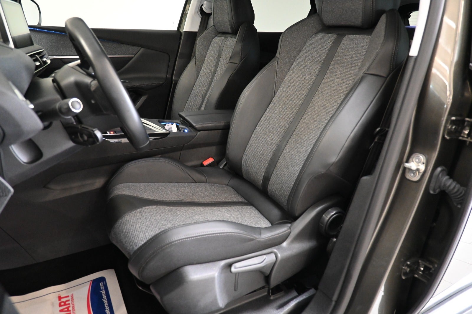 Peugeot 3008 BlueHDi 130 Infinity LTD
