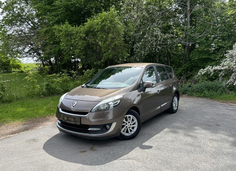 Renault Grand Scenic III dCi 130 Dynamique 7prs
