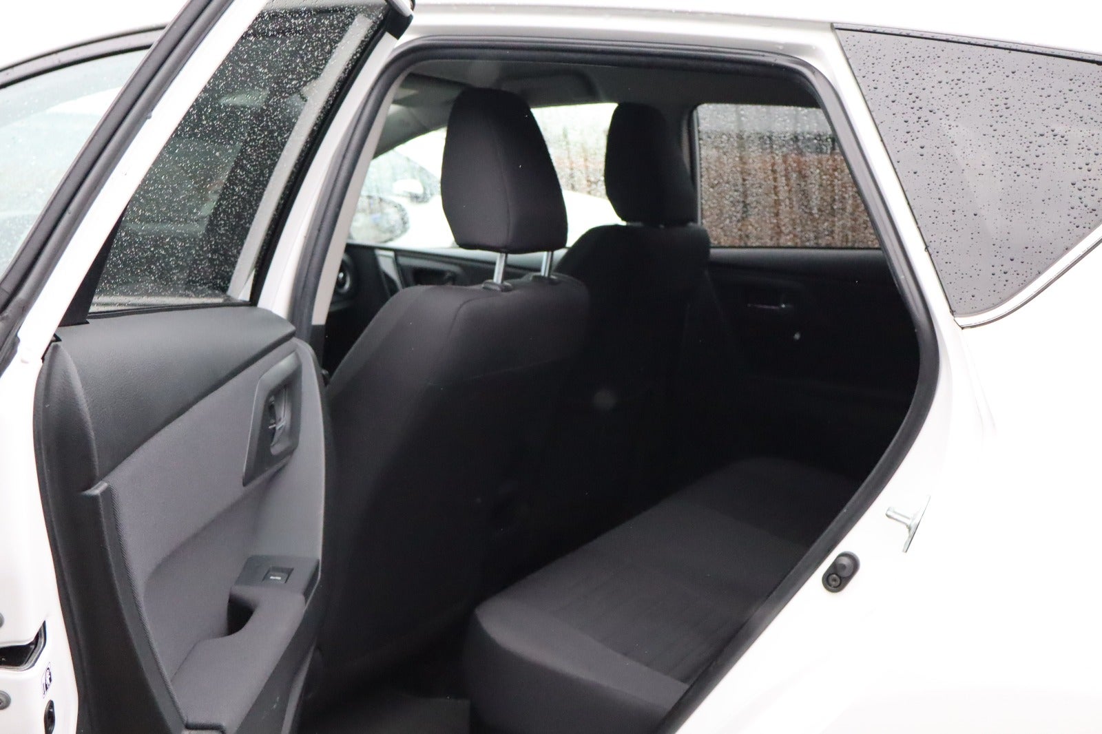 Billede af Toyota Auris 1,8 Hybrid Executive CVT