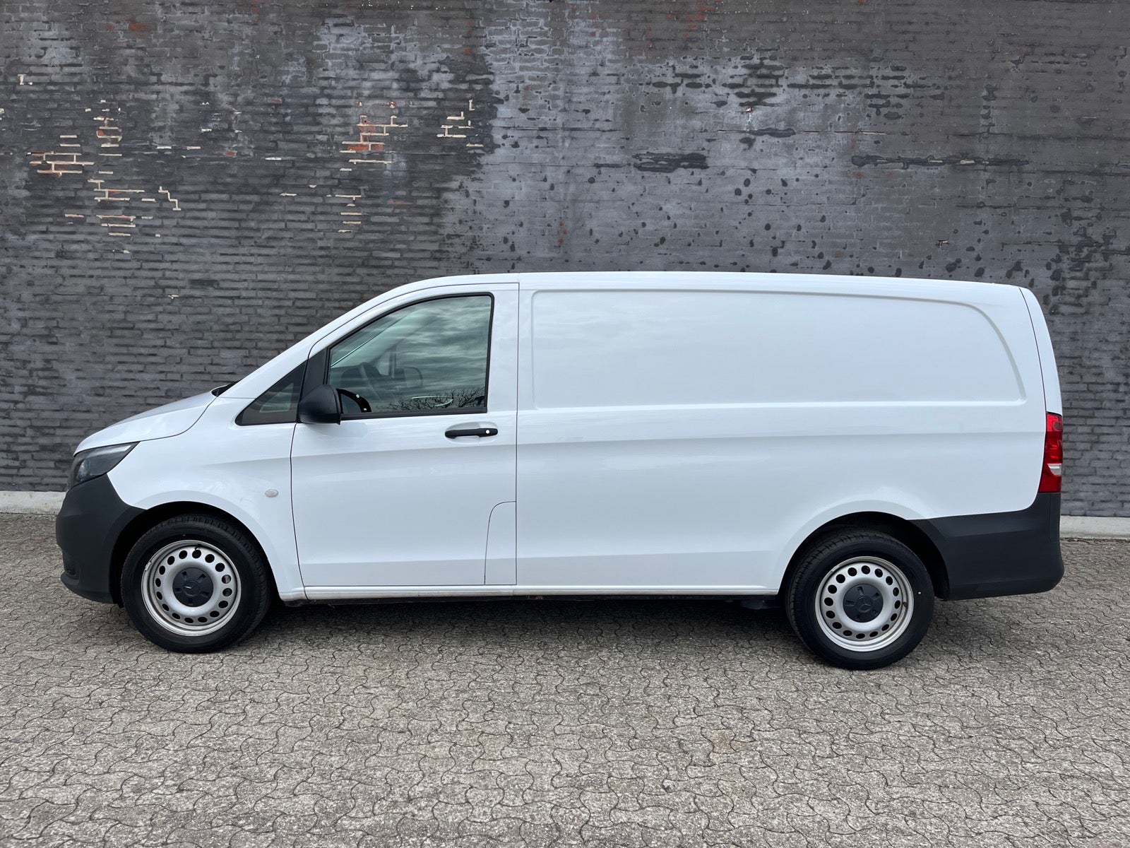 Mercedes Vito 114 2023