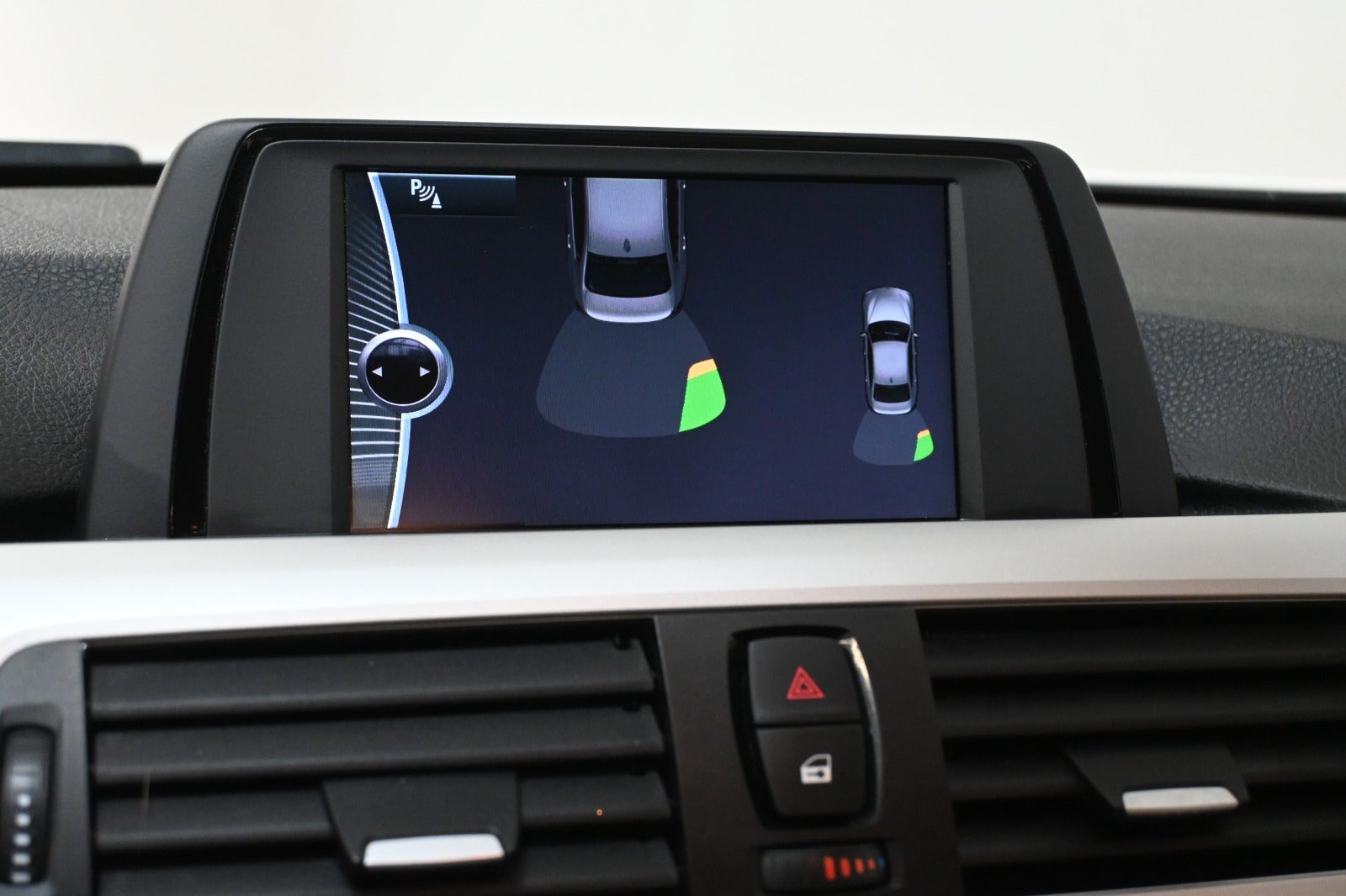 BMW 320i aut.