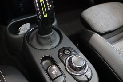 MINI Cooper SE Edition Premium Plus