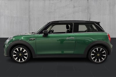 MINI Cooper SE Classic Trim MINI Cooper SE Classic Trim - 1