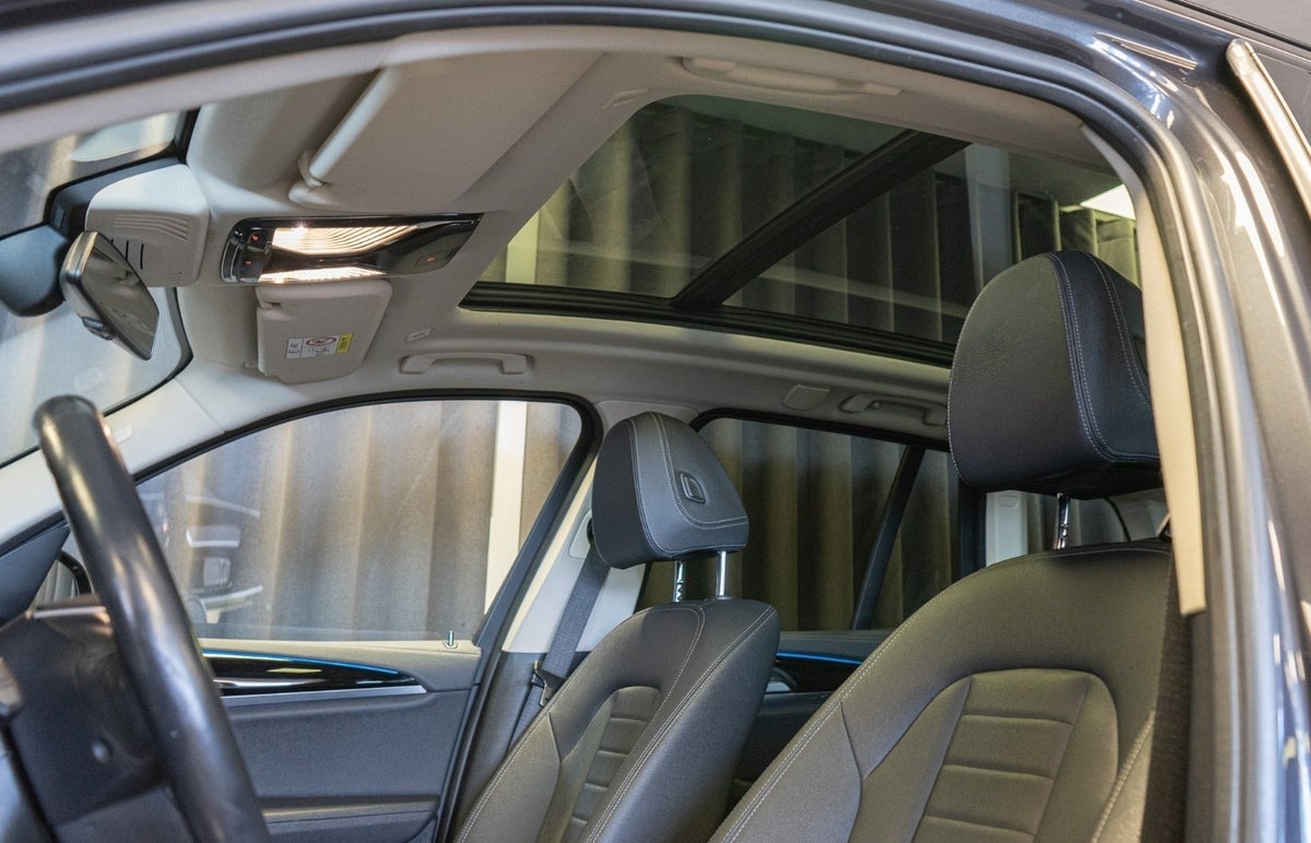 Billede af BMW iX3  Charged