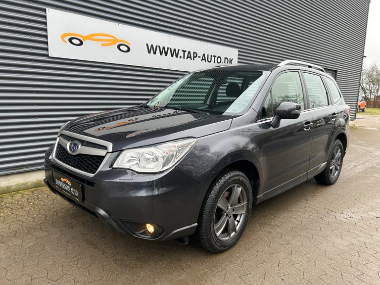 Subaru Forester D XS CVT AWD