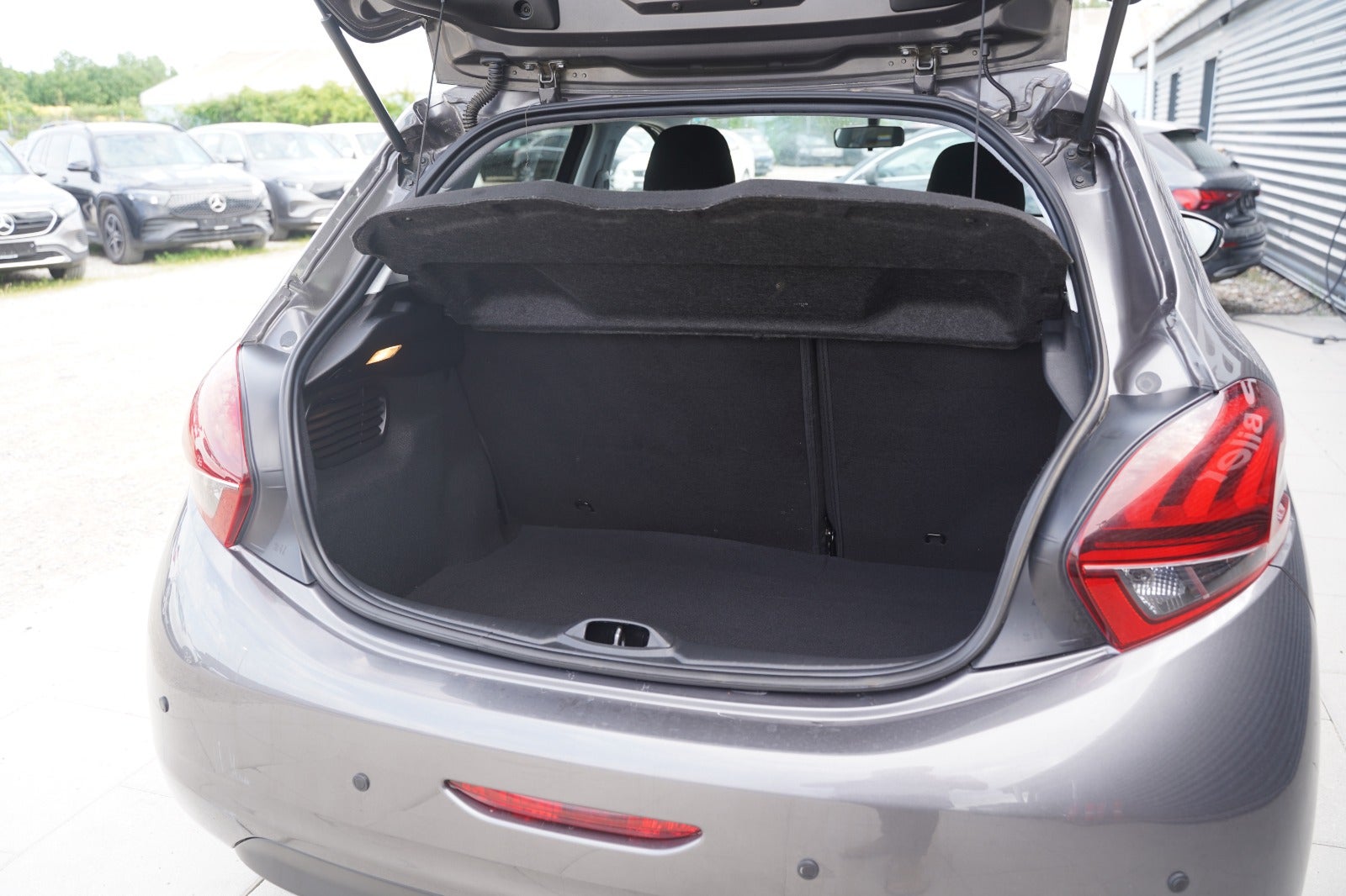Billede af Peugeot 208 1,5 BlueHDi 100 Envy
