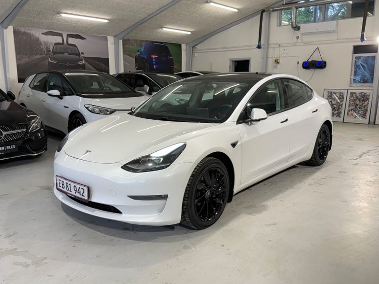 Tesla Model 3 Long Range AWD