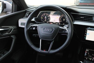 Audi e-tron S-line quattro