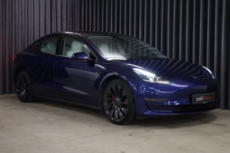 Tesla Model 3 Performance AWD