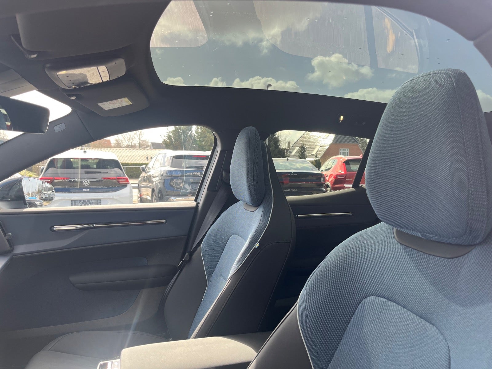 Billede af Volvo EX30 Extended Range Ultra