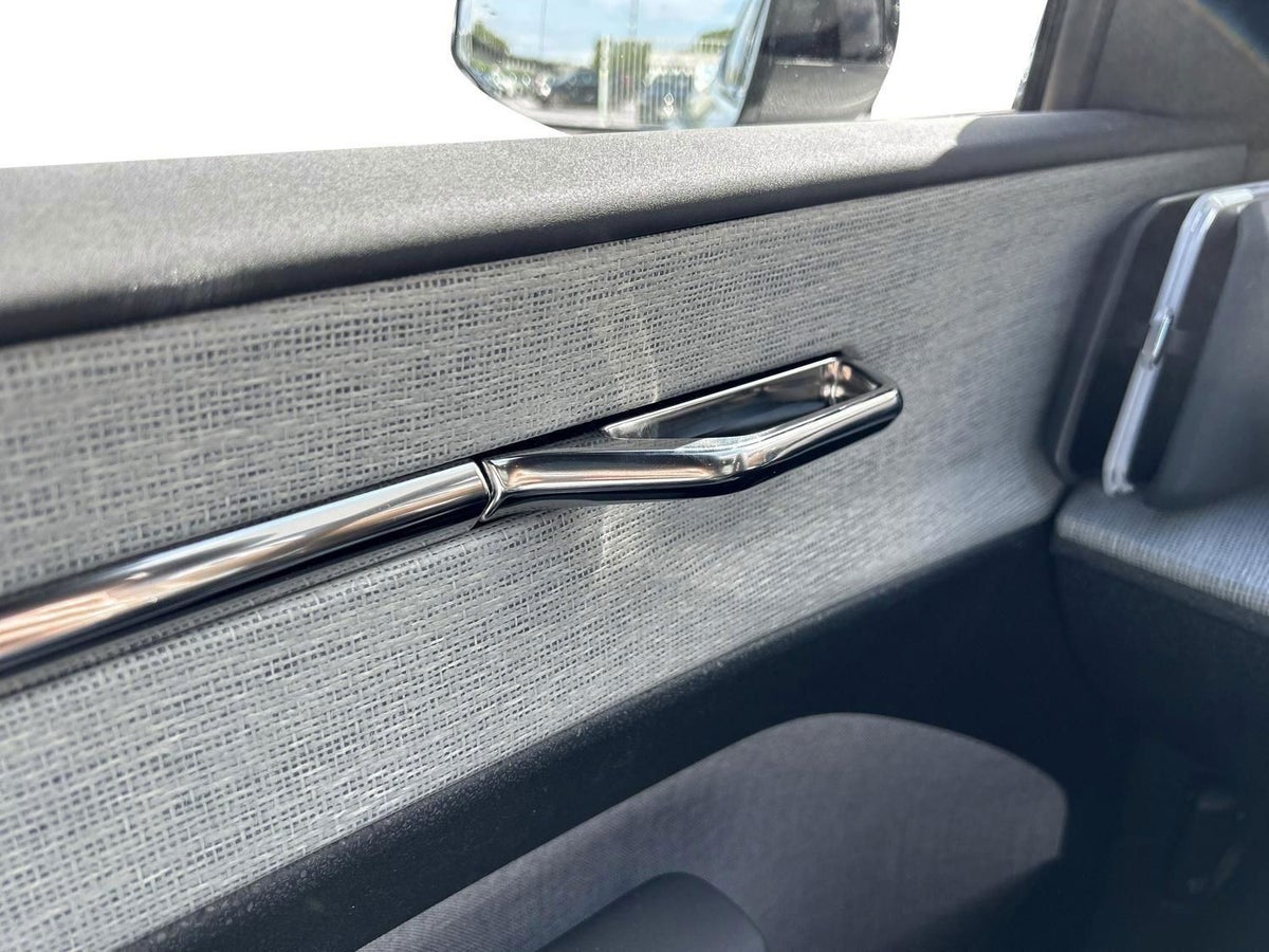 Volvo EX30 Extended Range Ultra billede 10