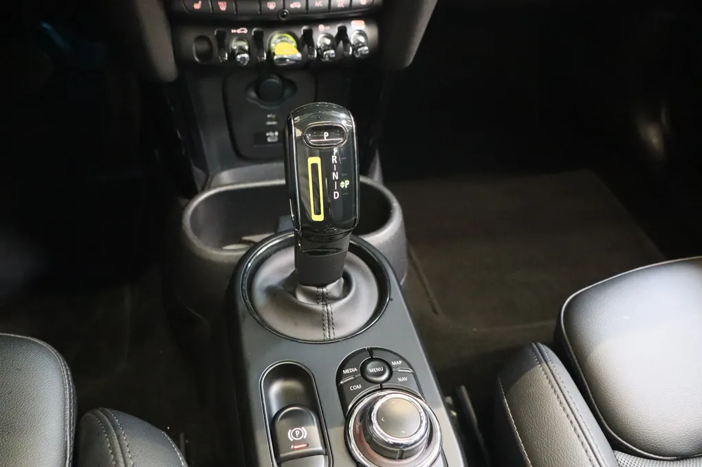 MINI Cooper SE Camden Edition