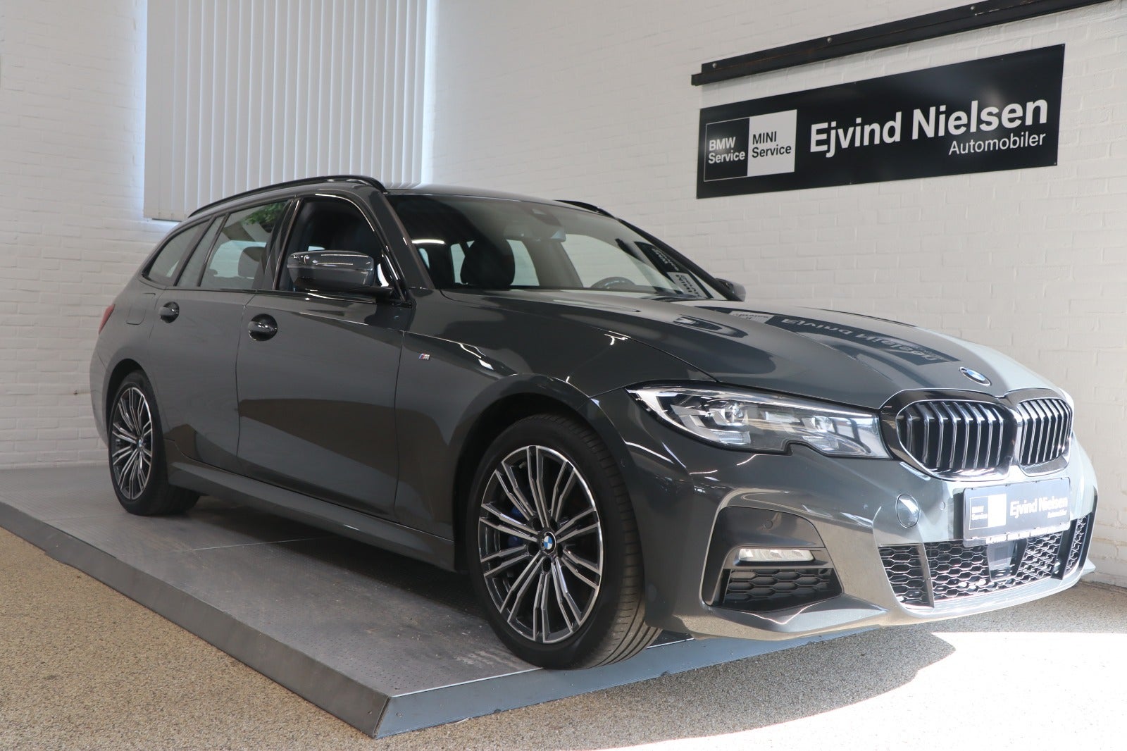 BMW 330e Touring M-Sport aut.