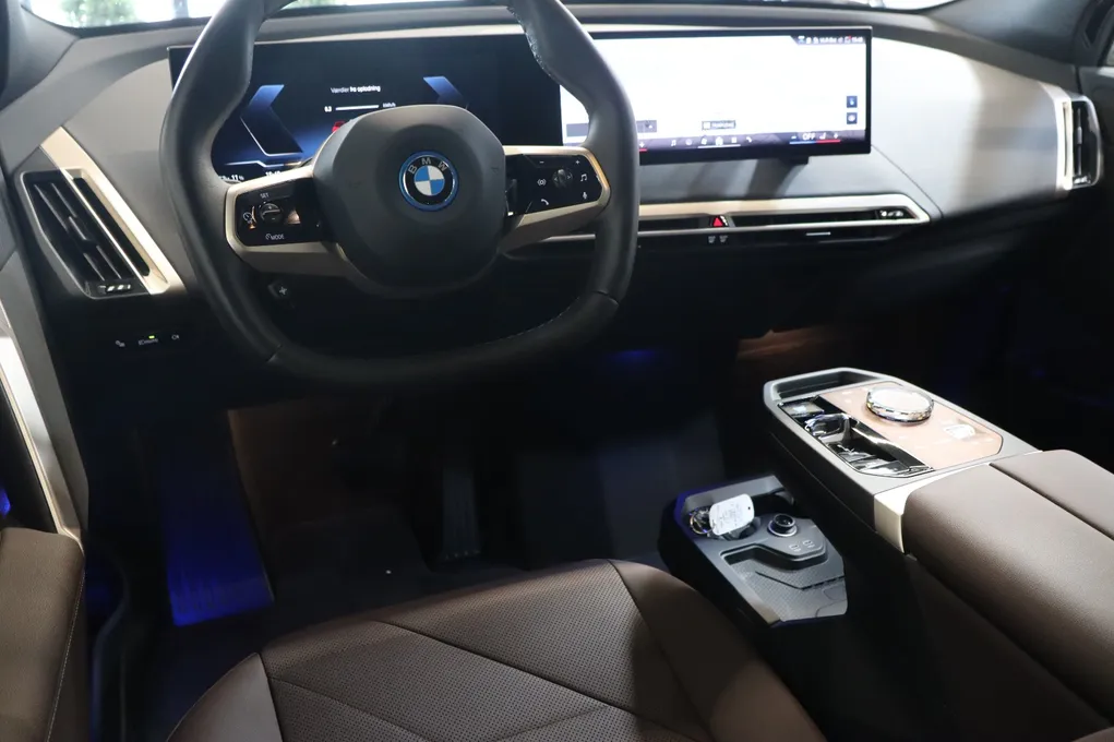 BMW iX xDrive40 Sport