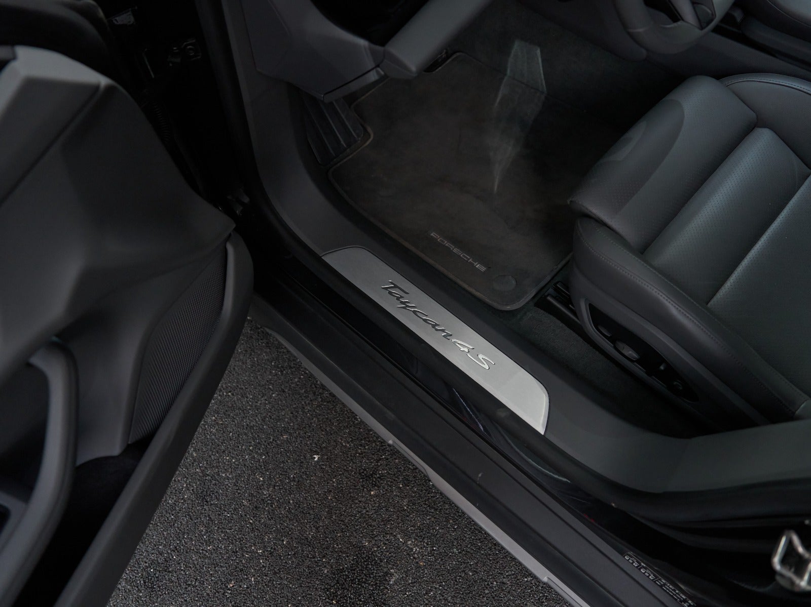 Gallery image 9 of 18