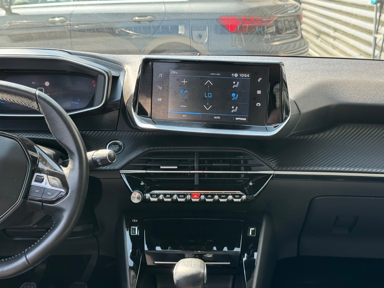 Billede af Peugeot 208 1,2 PureTech 100 Allure Sky