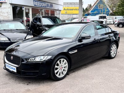 Jaguar XE 2,0 D180 Pure aut. 4d