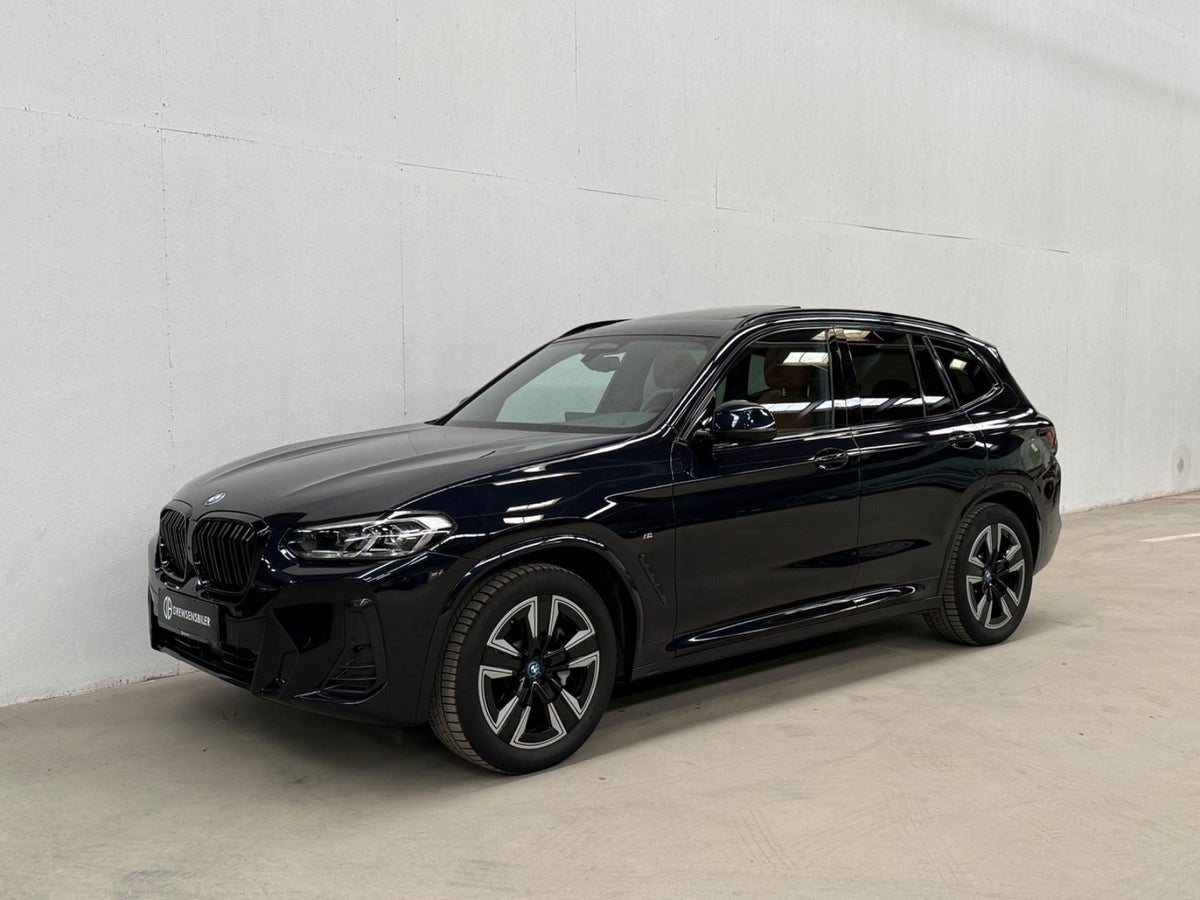 BMW iX3 Charged M-Sport A