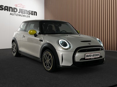 MINI Cooper SE Experience