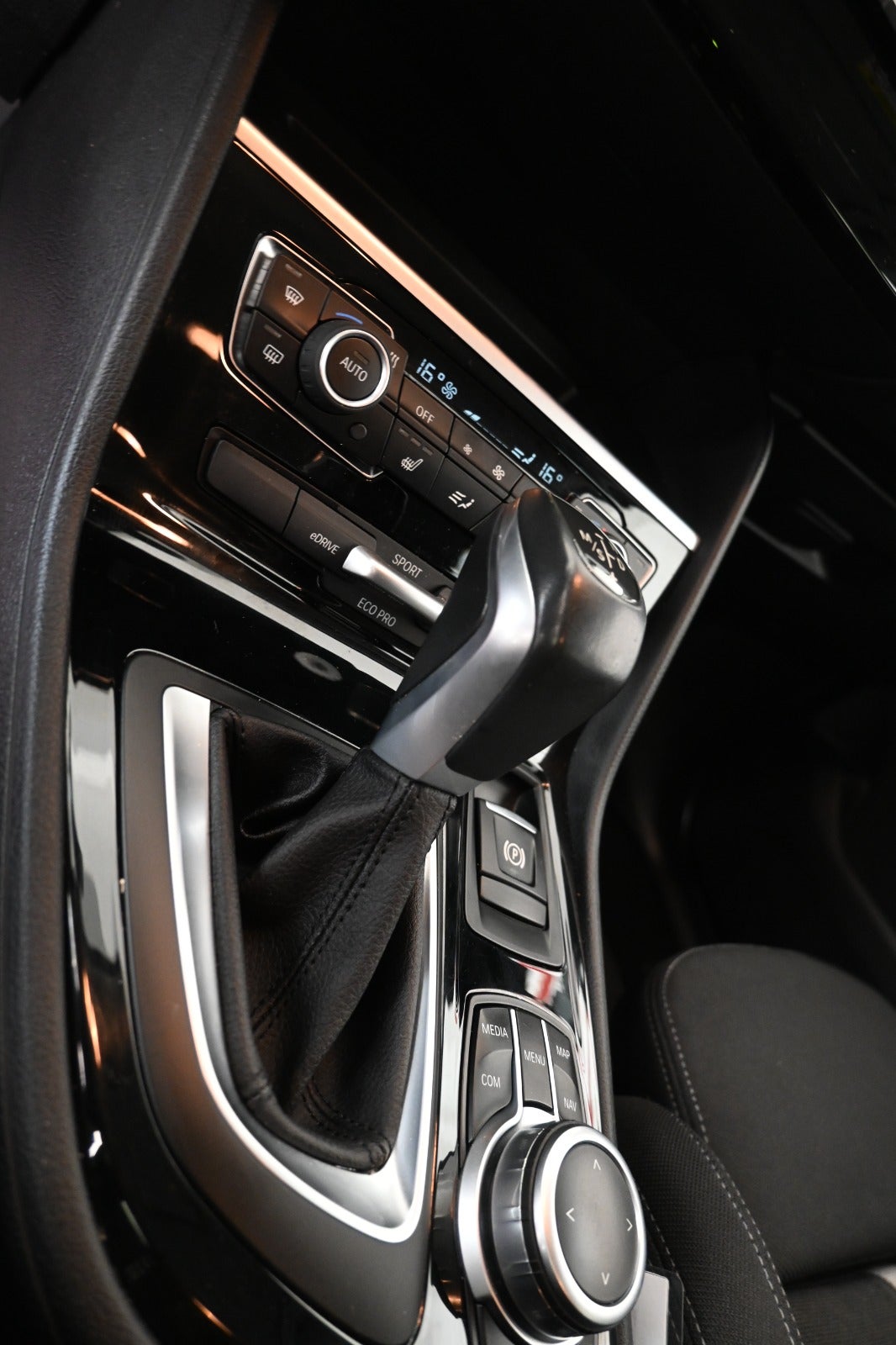 BMW 225xe Active Tourer Connected aut.