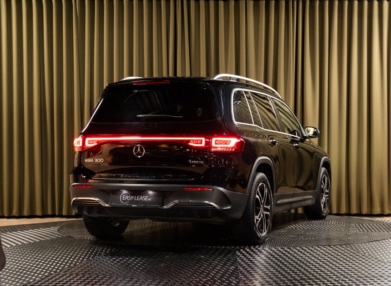 Billede af Mercedes EQB300  AMG Line 4Matic