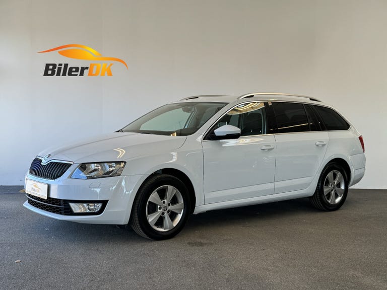 Skoda Octavia TDi 110 Style Combi DSG