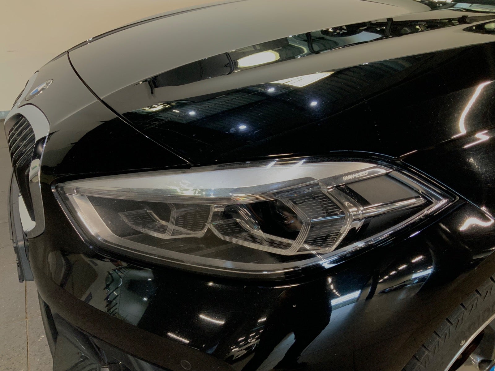 BMW 118i (3/8)