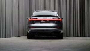 Audi e-tron S-line Sportback quattro