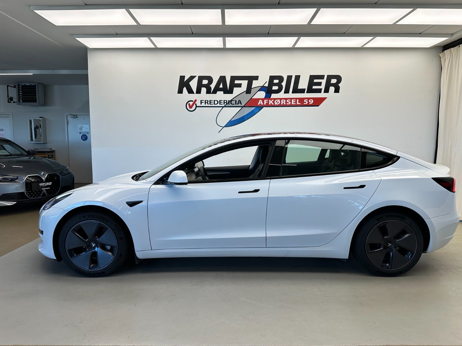 Billede af Tesla Model 3  RWD