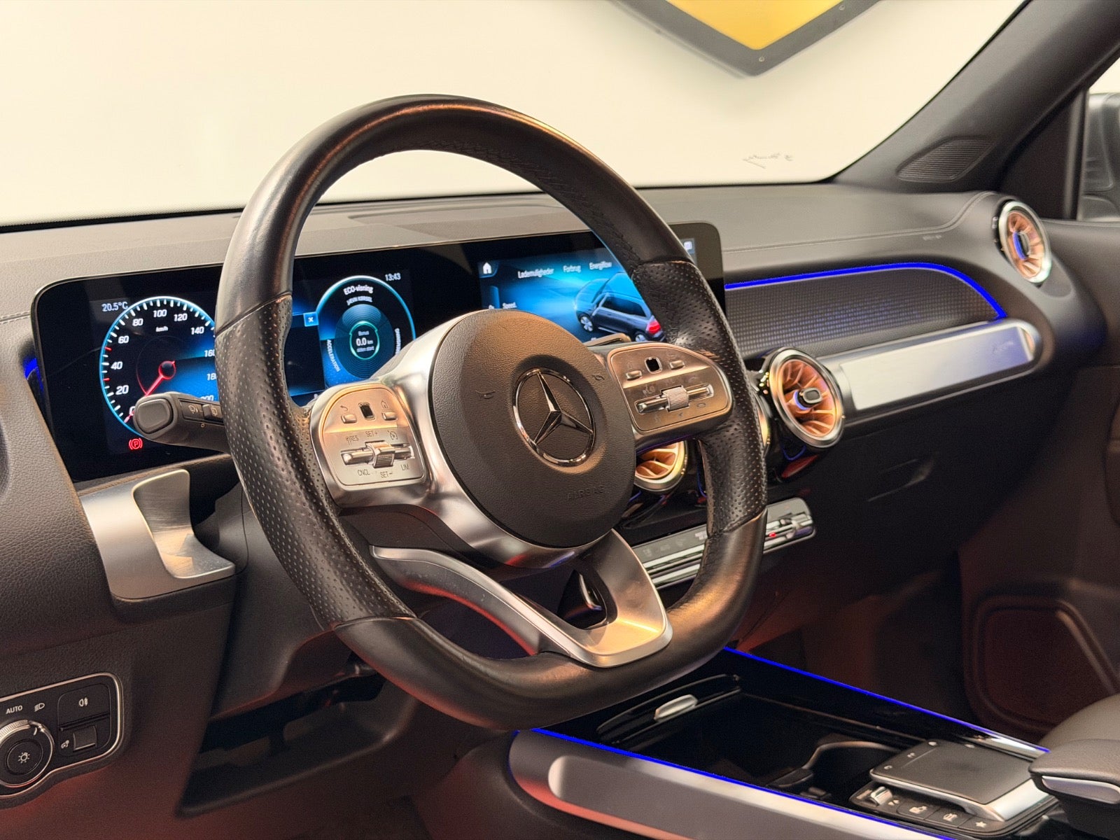 Billede af Mercedes EQB300  Progressive 4Matic