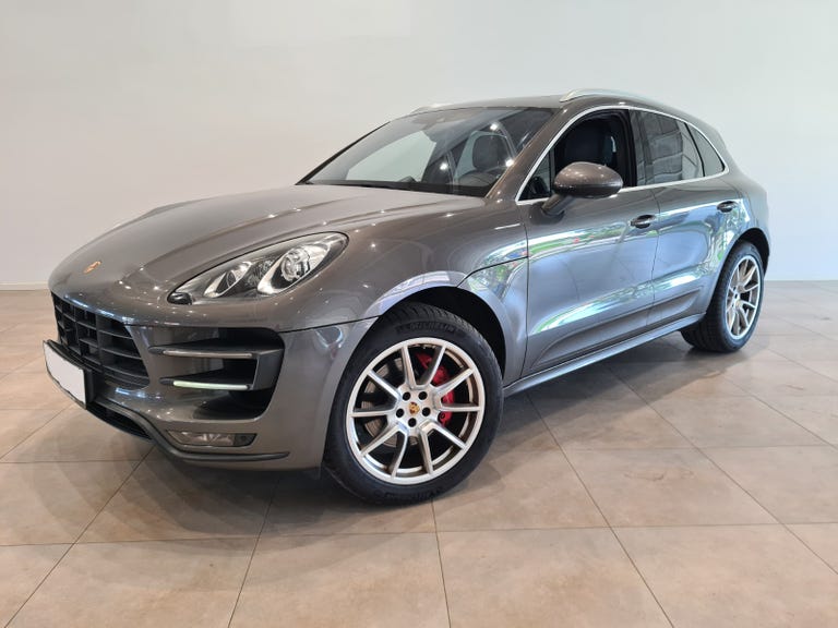 Porsche Macan Turbo PDK