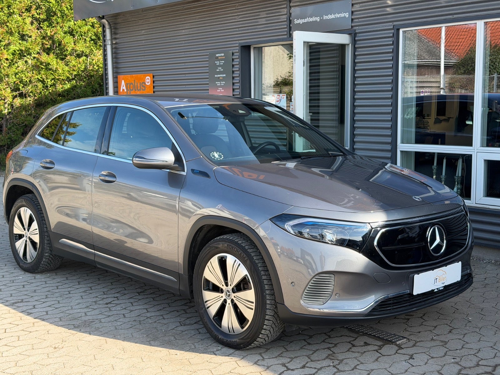 Mercedes EQA250+ 
