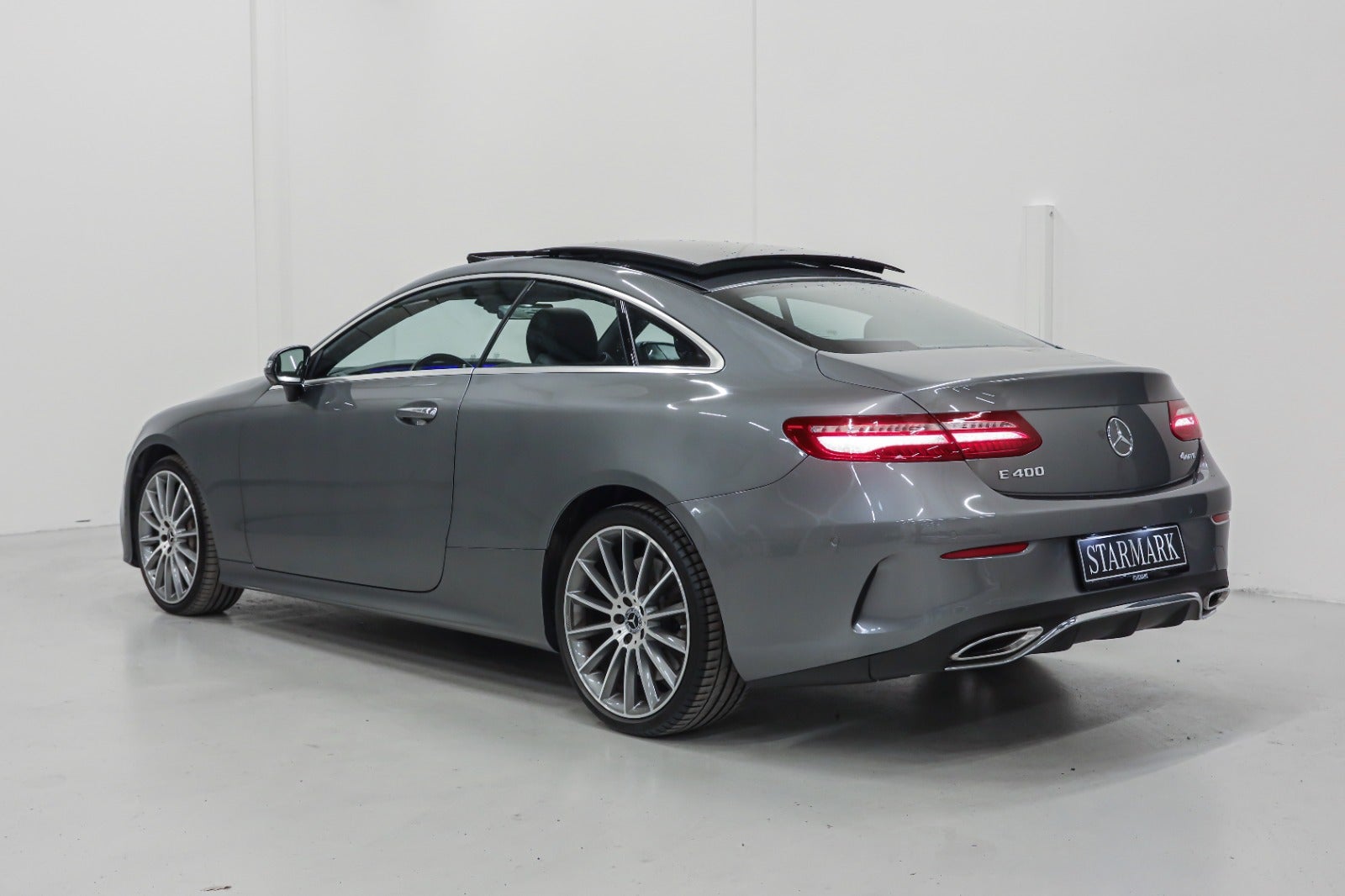 Mercedes-Benz E 400 (2/8)