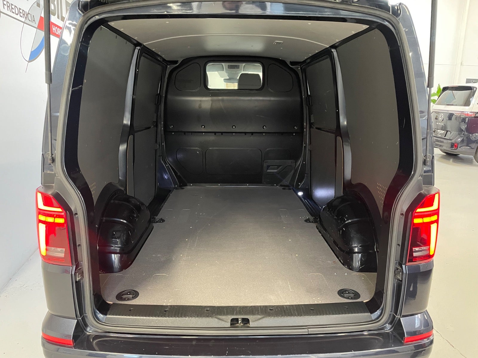 Billede af VW Transporter 2,0 TDi 199 Kassevogn DSG kort