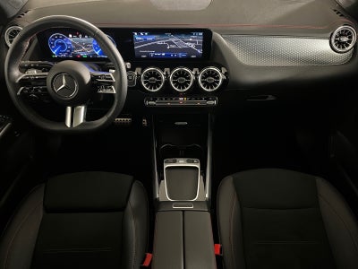Mercedes EQA250+ AMG Line Van