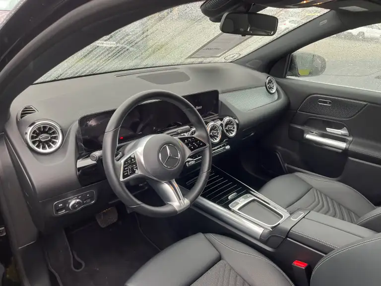 Mercedes EQA250+ Progressive Van