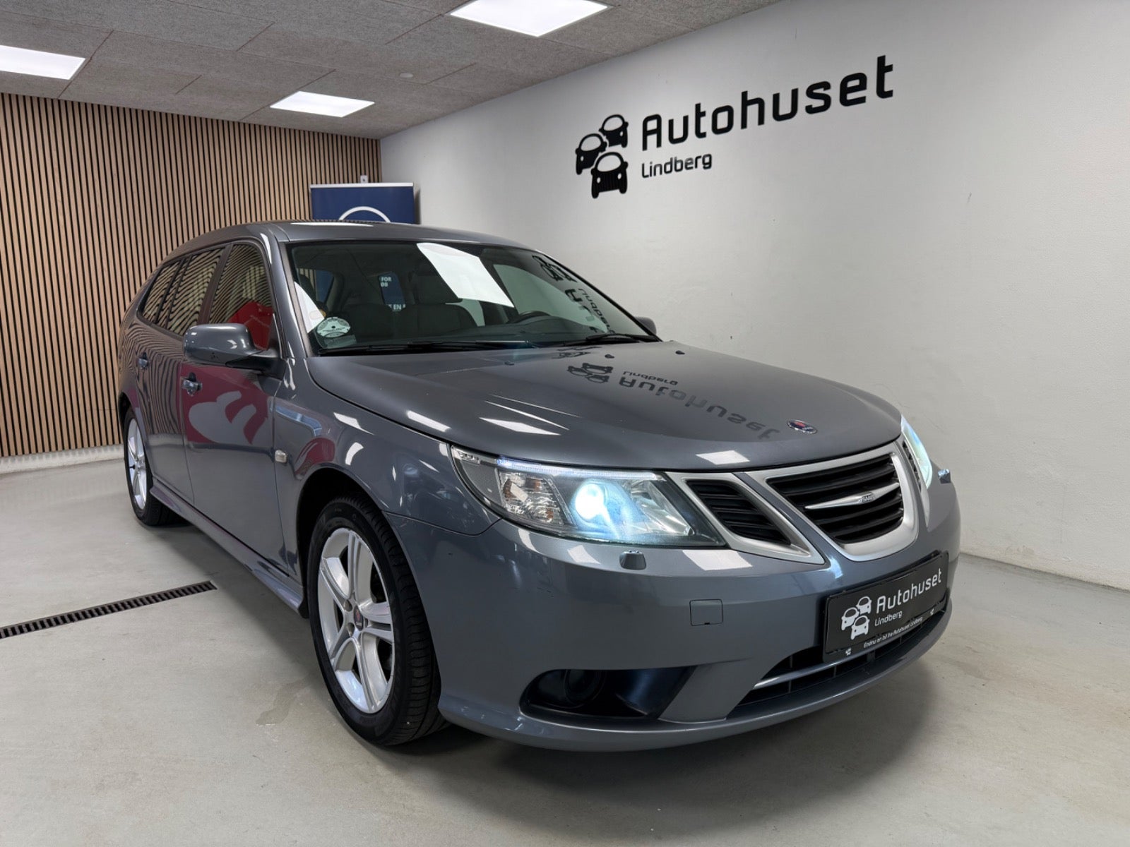 Billede af Saab 9-3 2,0 T Aero SportCombi XWD