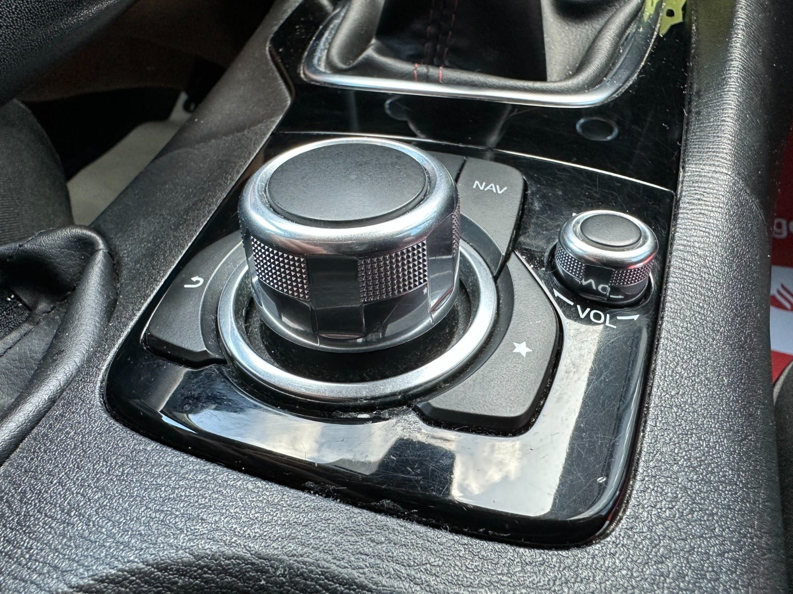 Mazda 3 2015