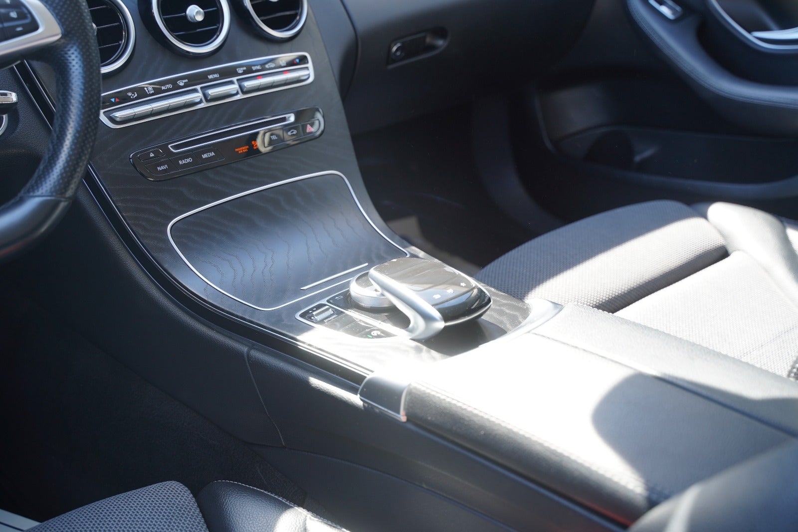 Billede af Mercedes C220 d 2,2 AMG Line stc. aut.