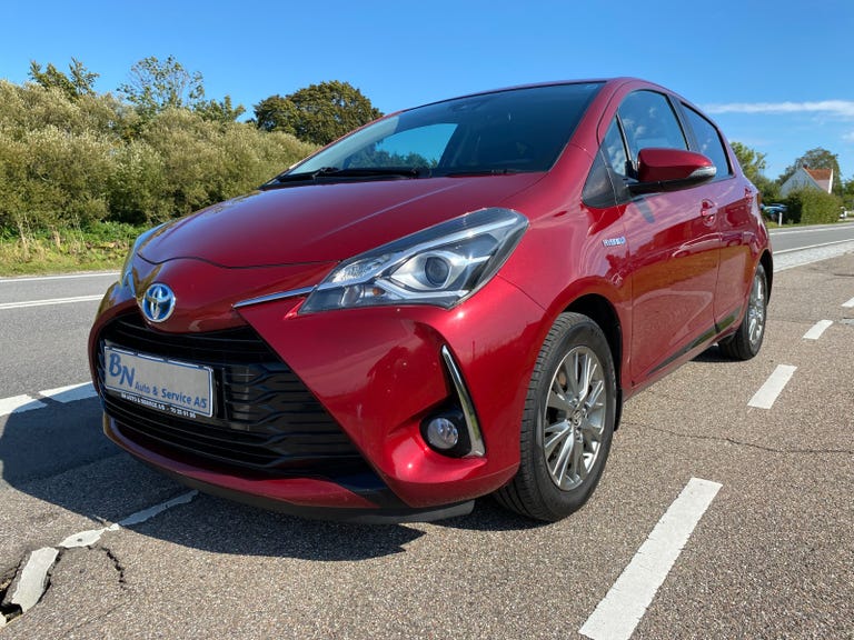 Toyota Yaris Hybrid H2 Premium e-CVT