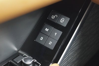 Land Rover Range Rover Velar P380 R-Dynamic HSE aut. Van