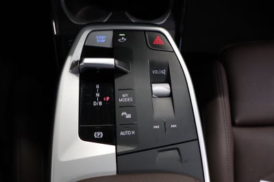 BMW iX1 xDrive30 X-Line