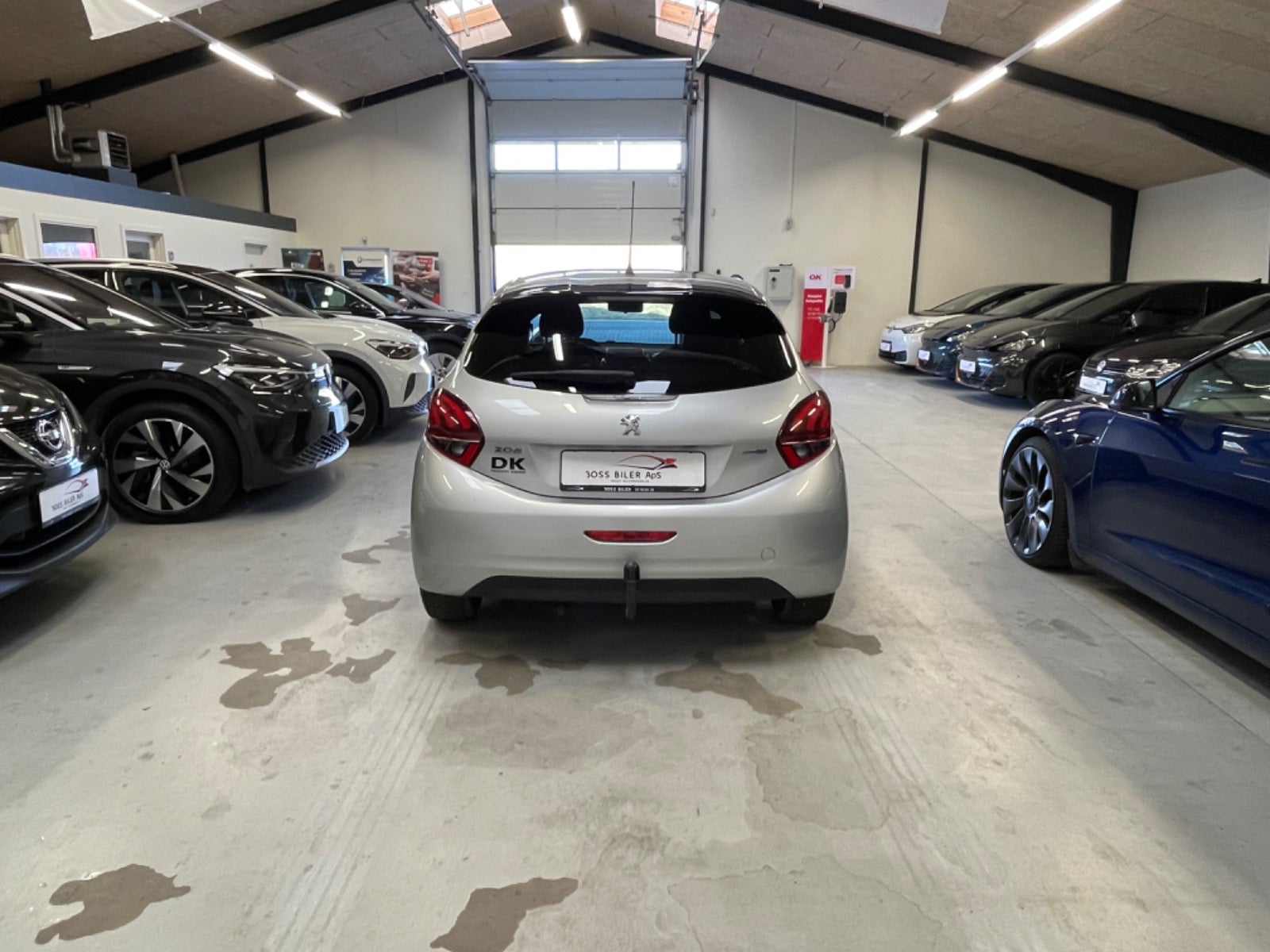 Billede af Peugeot 208 1,6 BlueHDi 100 Desire Sky