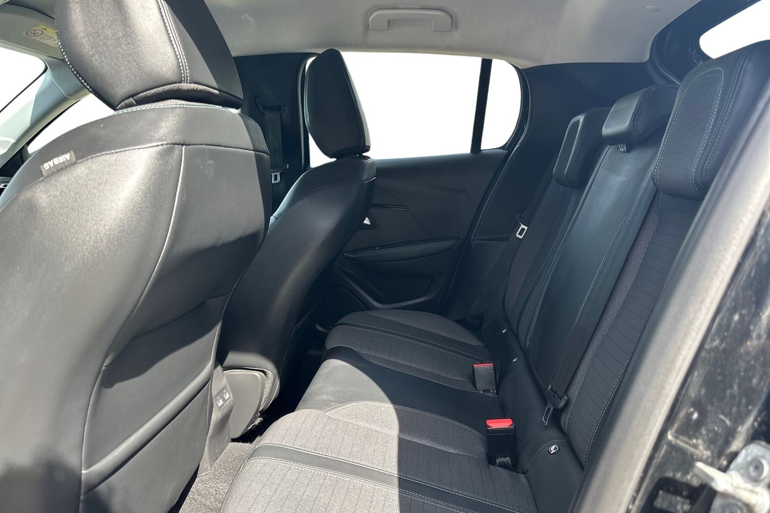 Billede af Peugeot 208 1,2 PureTech 100 Platin Pack