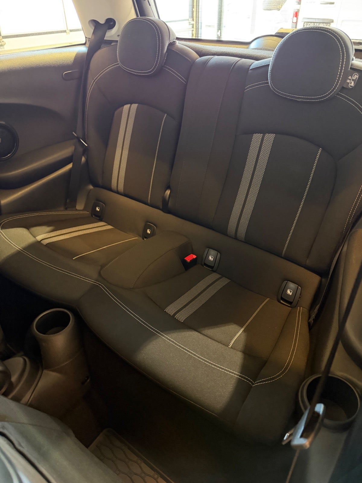 MINI Cooper SE Essential