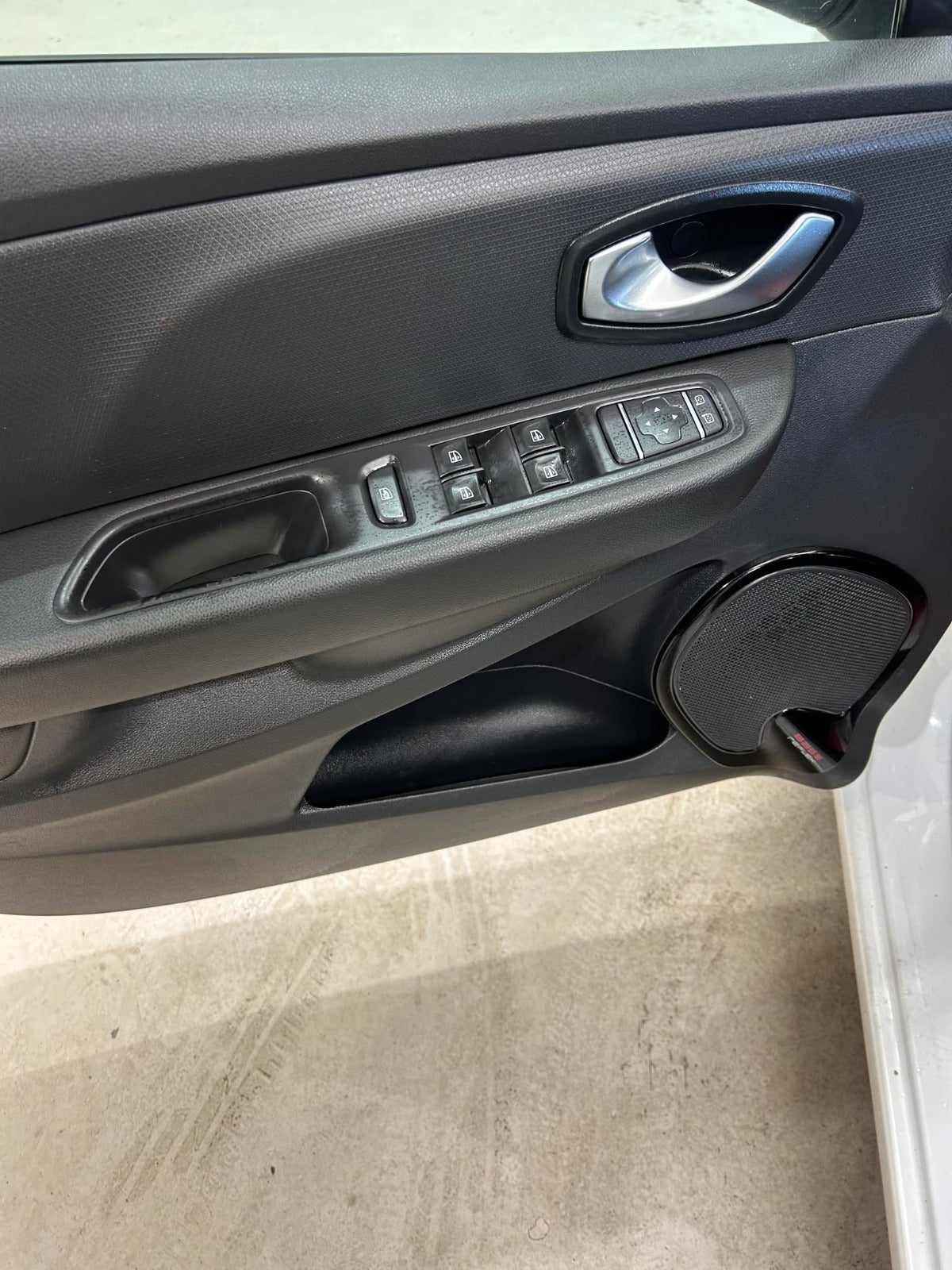 Billede af Renault Clio IV 0,9 TCe 75 Zen Sport Tourer