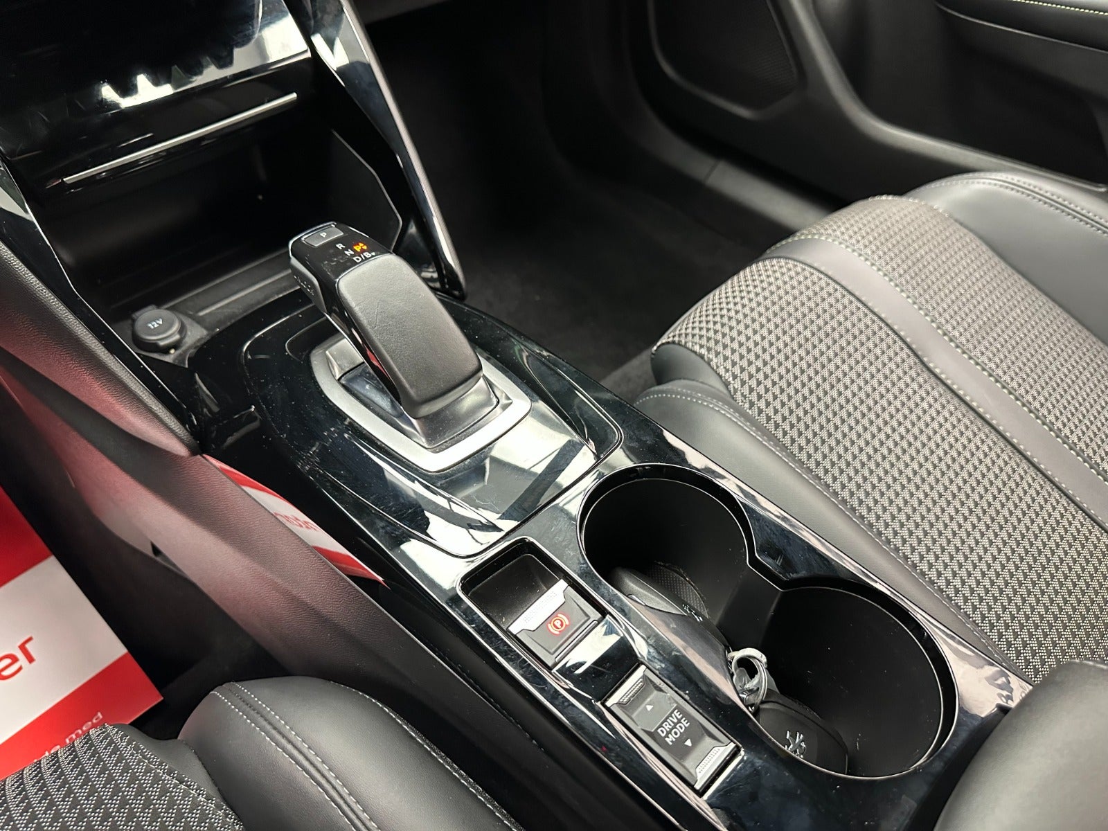 Billede af Peugeot e-2008 50 GT