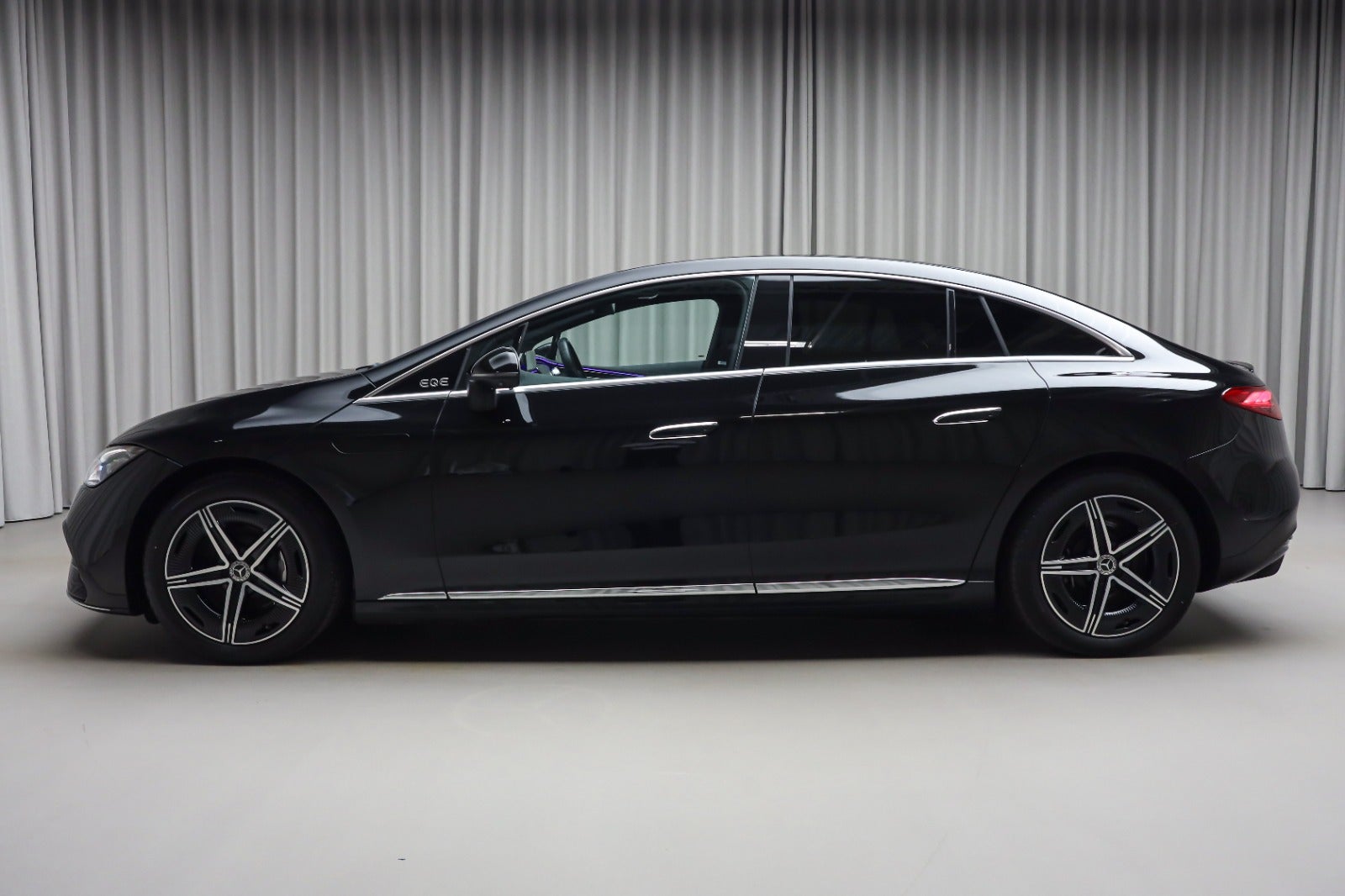 Mercedes-Benz EQE 350