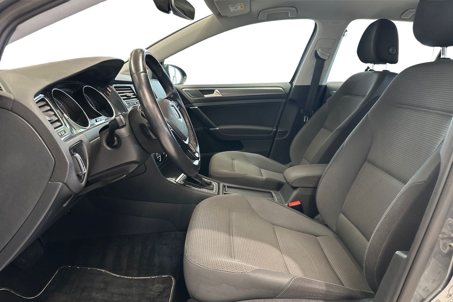 Billede af VW Golf VII 1,5 TSi 150 Comfortline Connect DSG