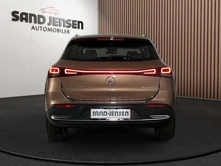Mercedes EQA300 Electric Art 4Matic Van